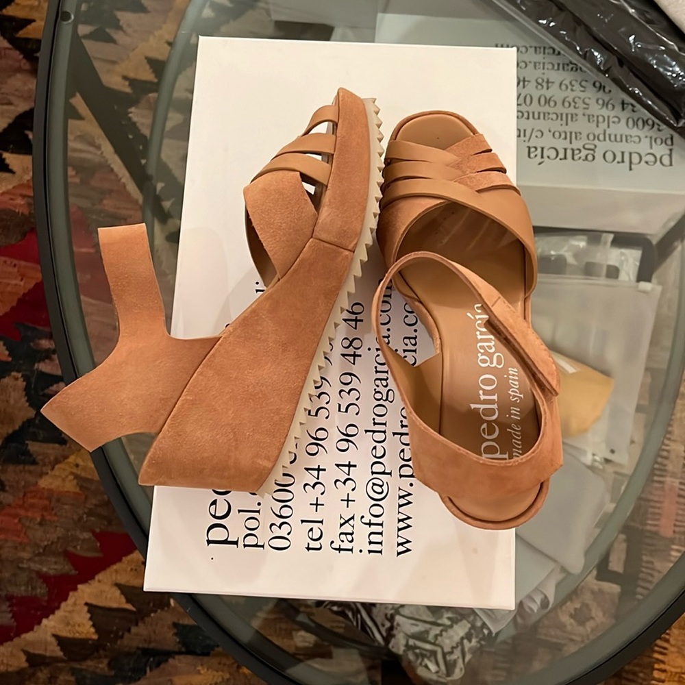 Pedro Garcia nude platform sandal leather top suede bottom size 40/9.5 FELICITA